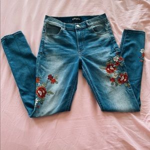 Express Embroided High Rise Jeans
